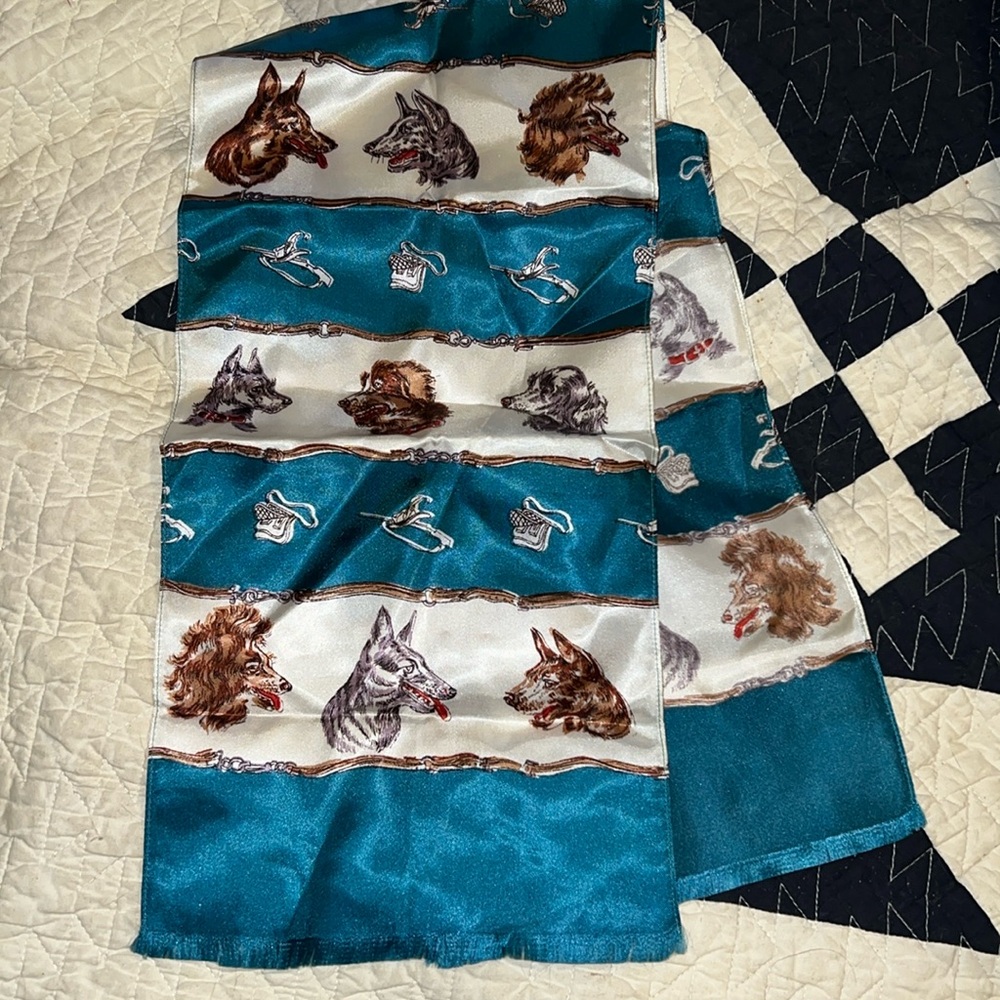 Vintage dog oblong scarf 32” x 8.5”